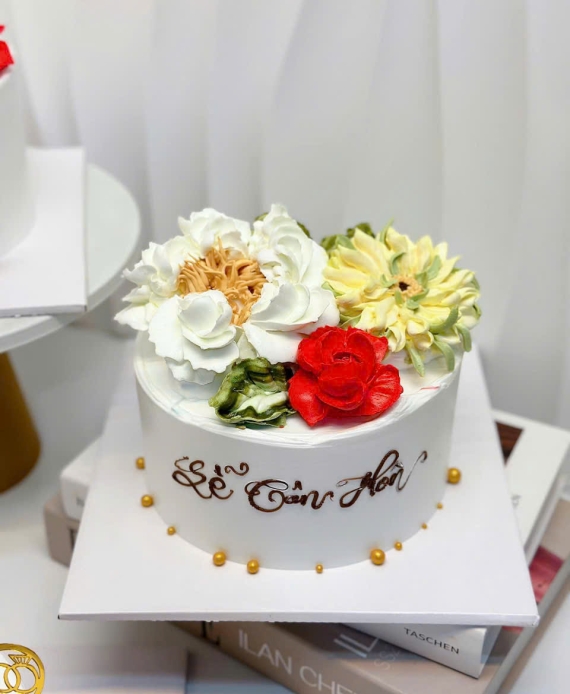 Bánh sinh nhật lễ tân hôn