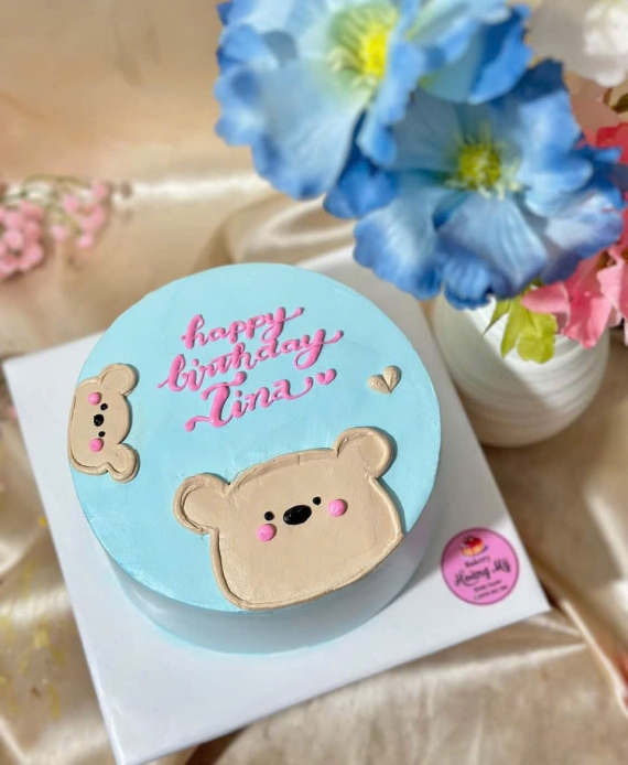 Bánh kem cho bé gái